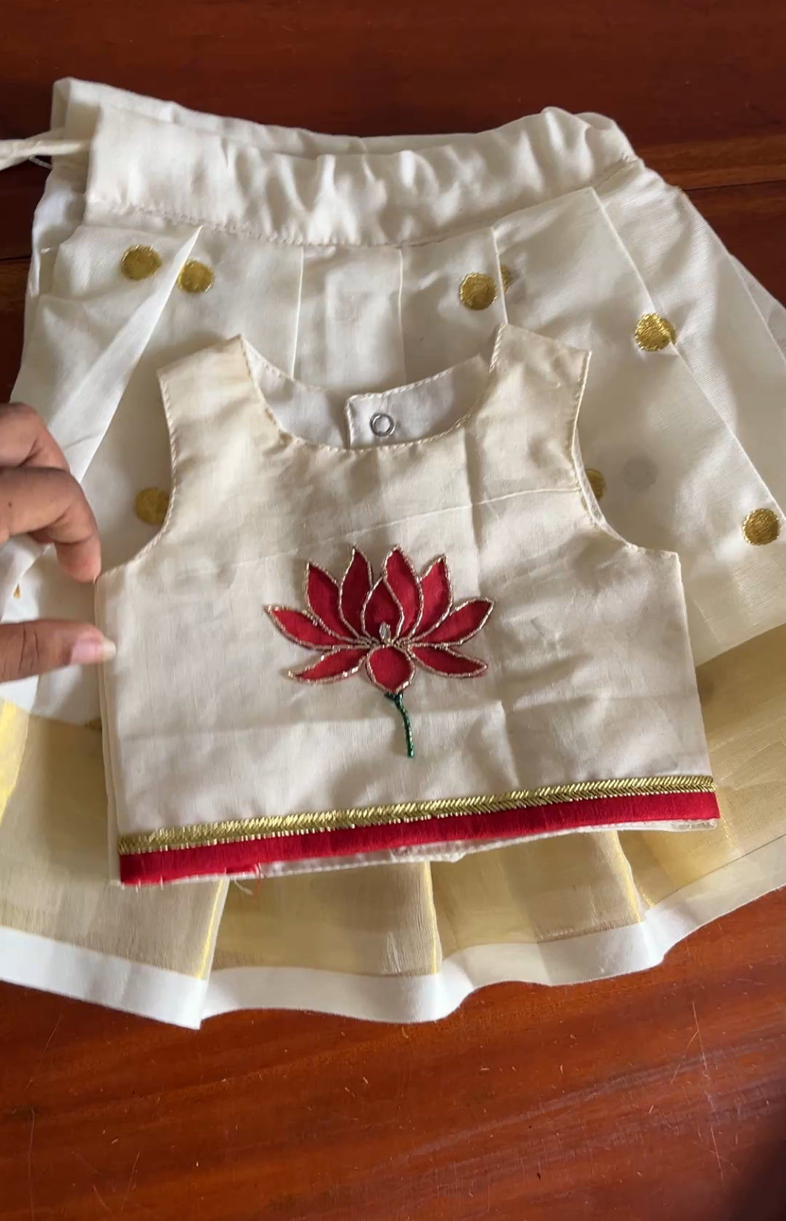 Lotus skirt and top -u neck