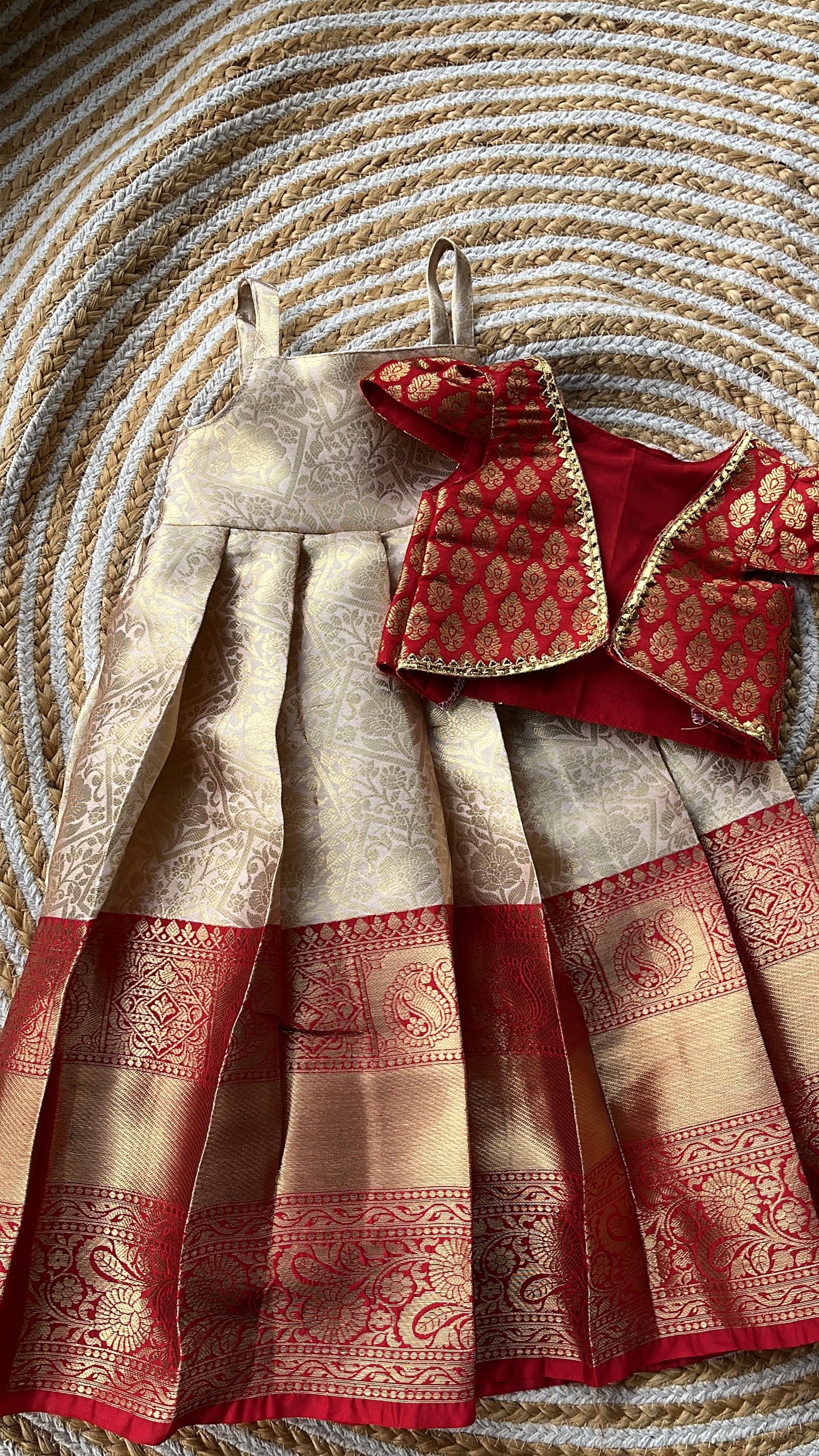 Ethnic frock with overcoat -red