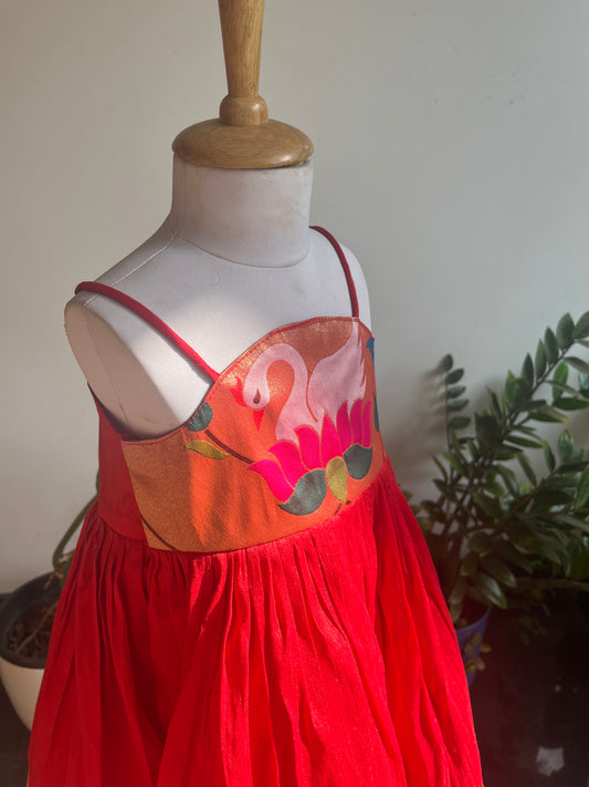 Red noodle strap Paithani gown
