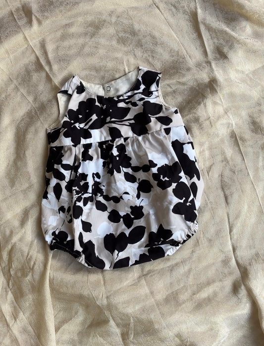 Cloud romper 2.0-Cotton Romper for Baby Girls - Breathable Summer Wear