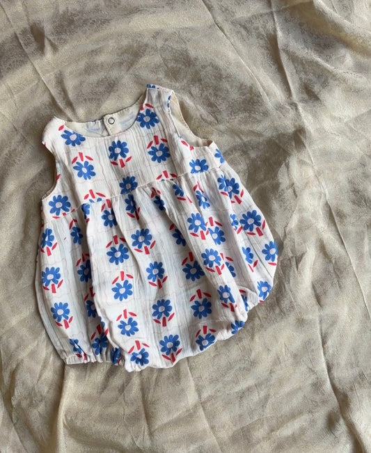 Cloud romper 2.0-Cotton Romper for Baby Girls - Breathable Summer Wear