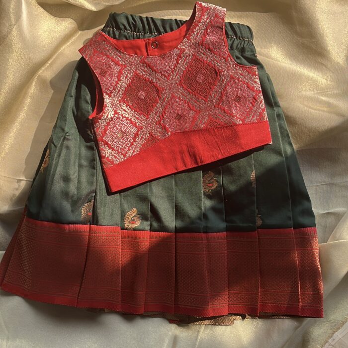 Ethnic skirt and top- green and red(RH109)